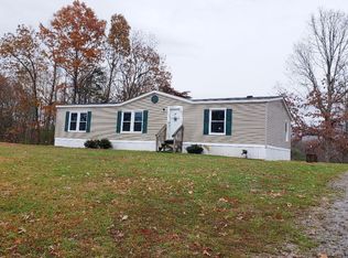 334 Ridgeway Dr, Troutville, VA 24175