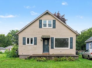 737 E 9th St, Mishawaka, IN 46544