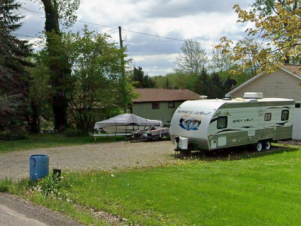 2nd image of 7232 Anderson Rd