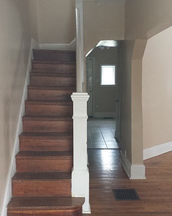 2nd image of 3134 Sunshine Ave