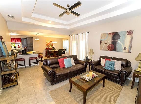 3rd image of 618 Waxwing Cedar Dr