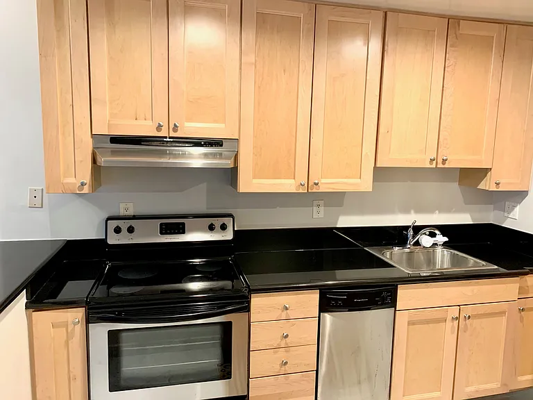 420 California Ave #11 — Photo 7