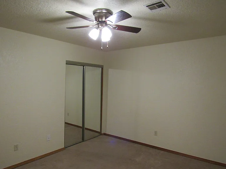 1809 Pinnacle Ln — Photo 21