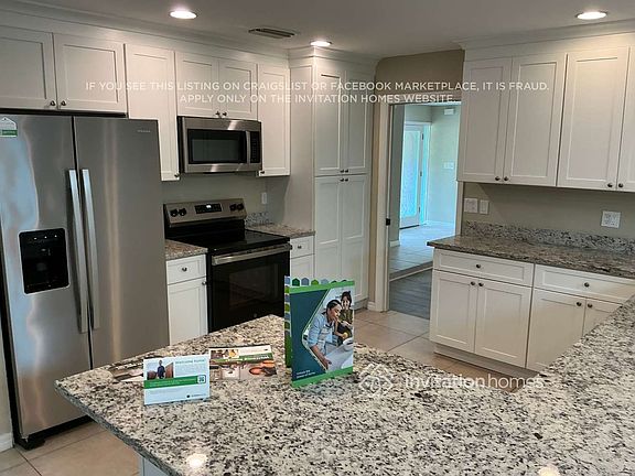 5th image of 4227 Dryden Cir