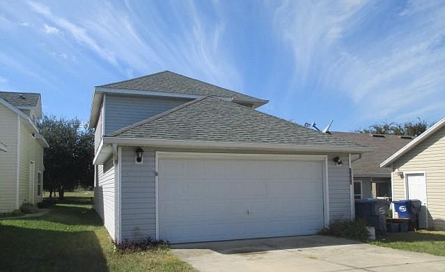 1st image of 1010 Park Central Cir