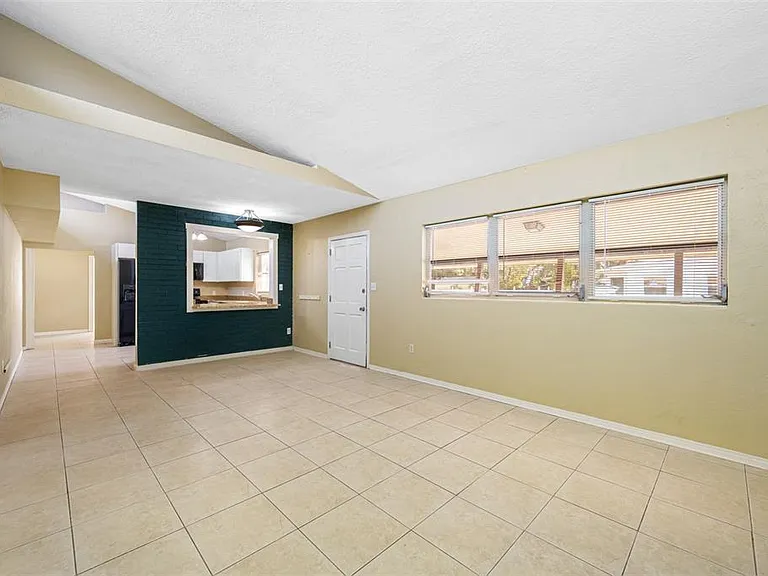 306 Crystal Beach Ave — Photo 6