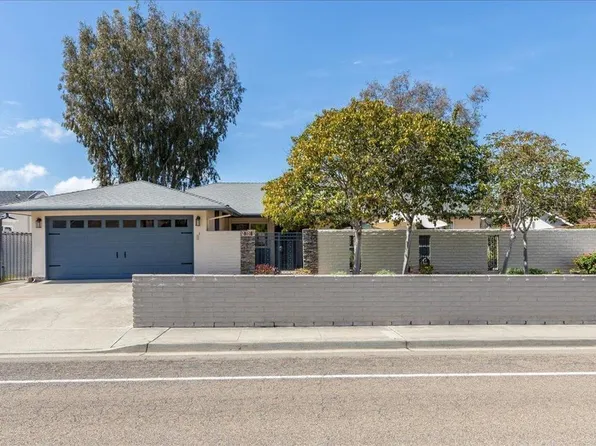 1008 La Sombra Dr, San Marcos, CA 92078