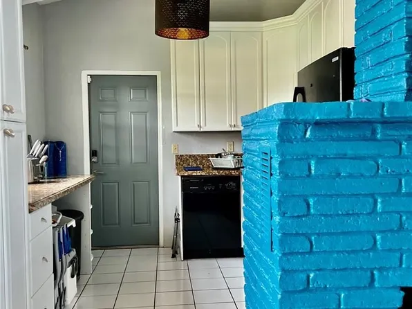 1320 NE 16th Ter, Fort Lauderdale, FL 33304