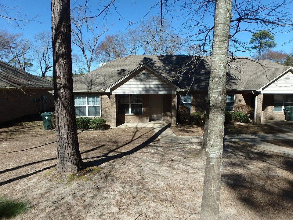 1st image of 2652 Westminster Dr #1