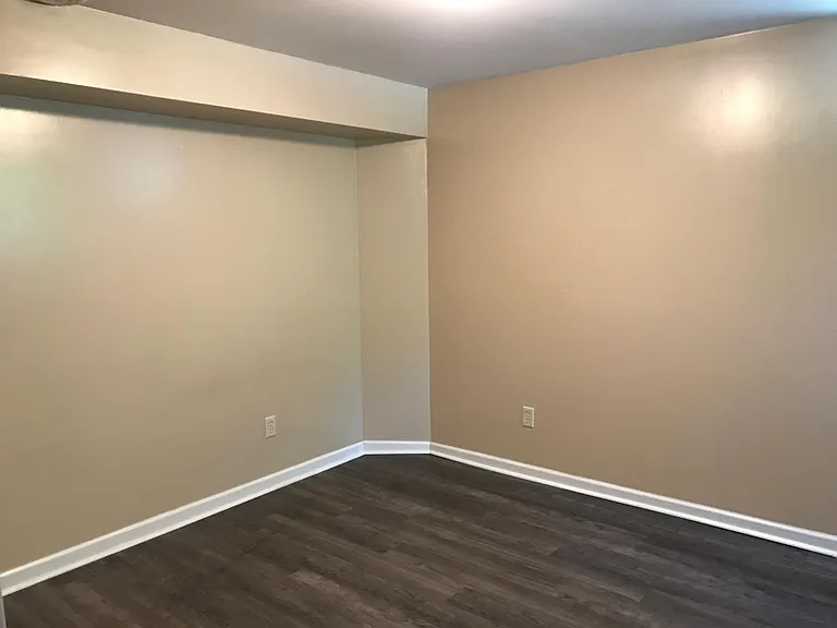 4136 Eastern Ave — Photo 13