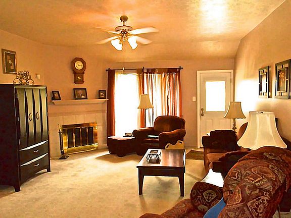 2nd image of 22711 Holly Lake Dr
