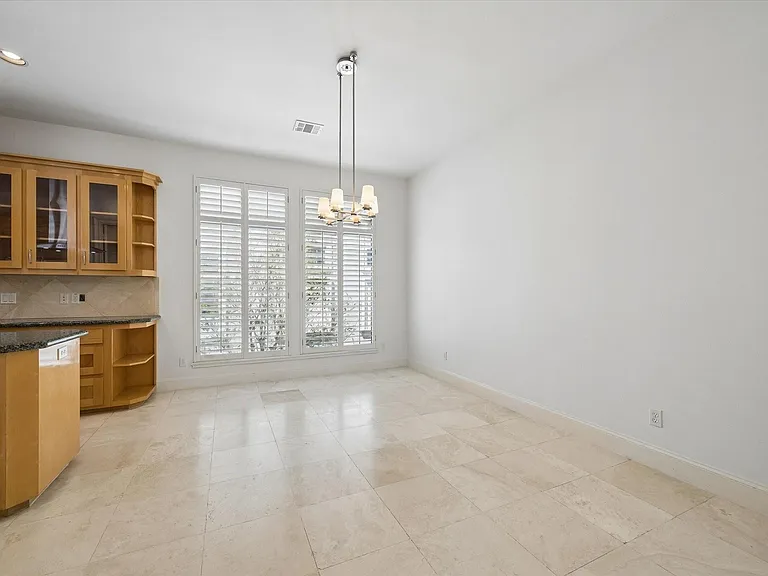 6906 Sewanee St — Photo 9