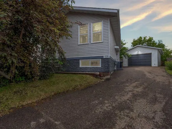 112 B NE Siesta Gdns, Wood Buffalo, AB T9H 2Z2