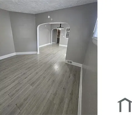 10317 Somerset Ave #RIGHT — Photo 5