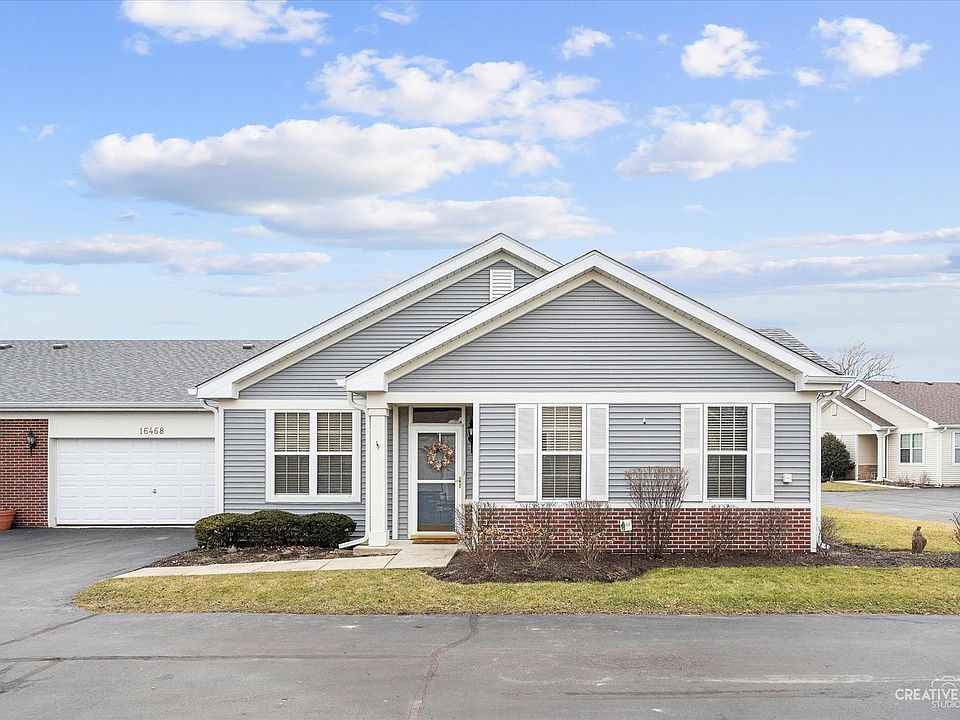 1st image of 16468 Crescent Lake Dr