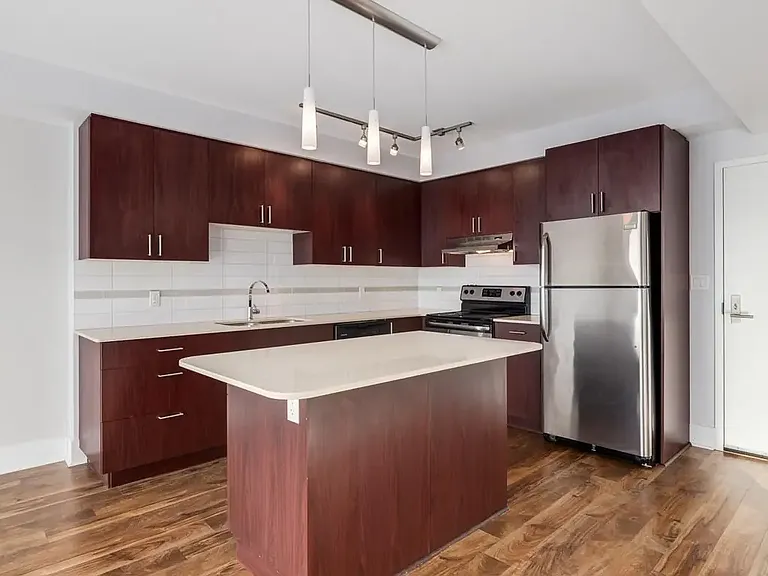 2160 Paliswood Rd SW — Photo 8