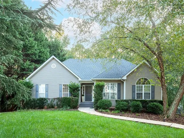 4150 Longmont Dr, Cumming, GA 30028