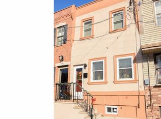 353 Wolf St, Philadelphia, PA 19148