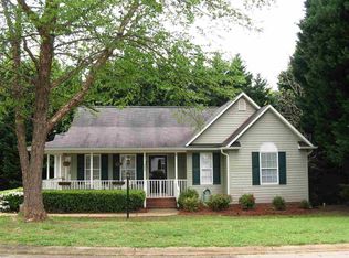 263 Autumn Gold Dr, Boiling Springs, SC 29316