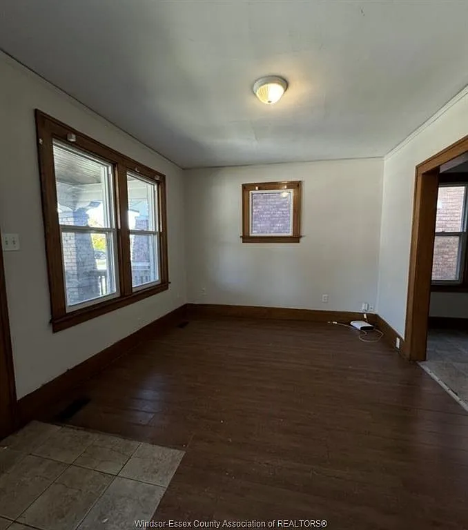 7 bed, 2.5 bath, $2,800 — Photo 3