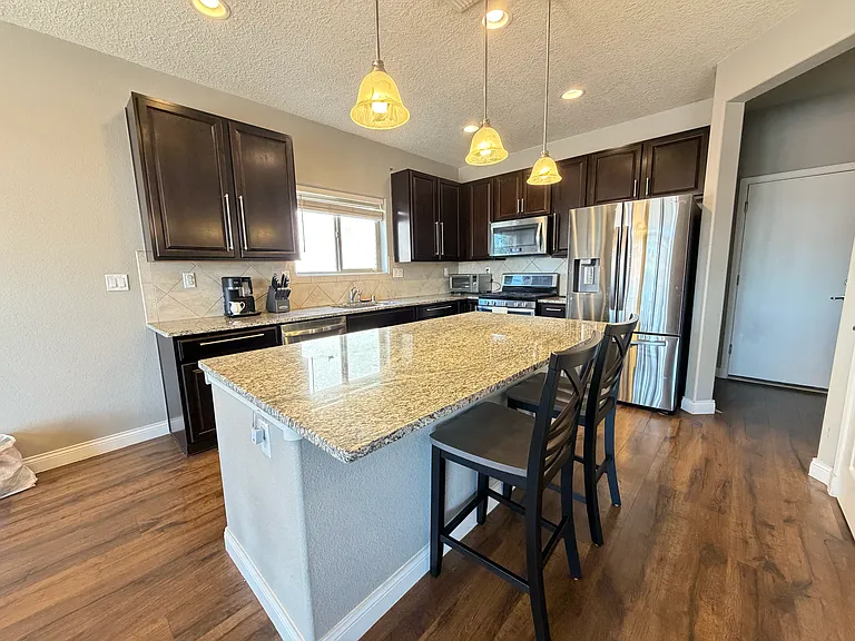 3153 Llano Vista Ct NE — Photo 4