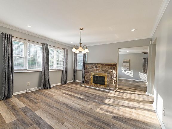 4th image of 1182 Carroll Ave
