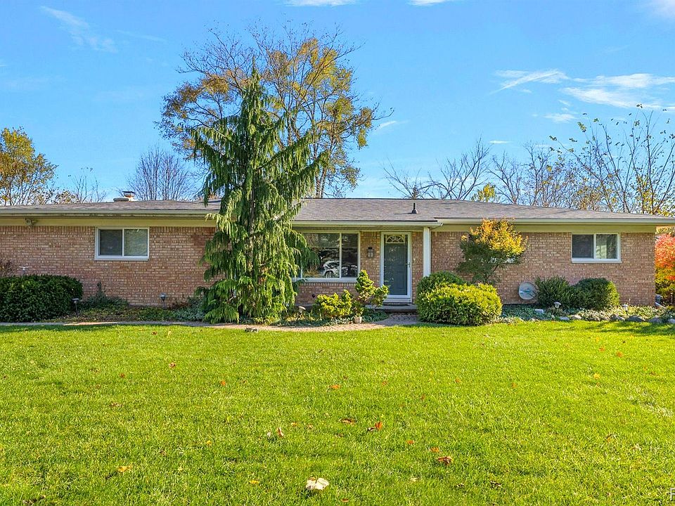 1st image of 283 Holmur Dr