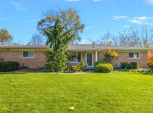 283 Holmur Dr, Waterford, MI 48327