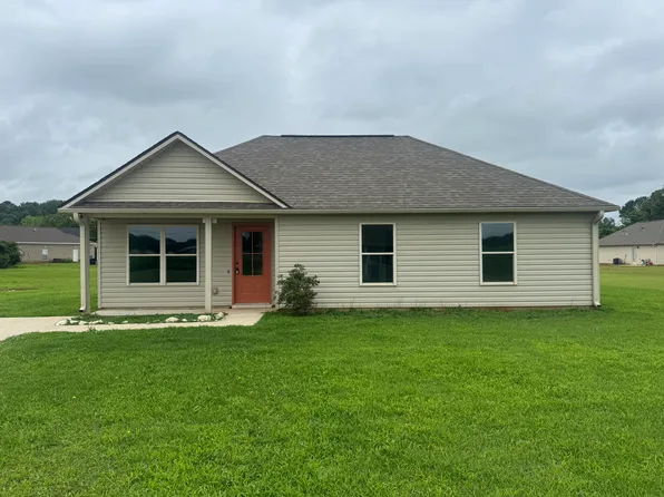 165 Sunlight Cir, Talladega, AL 35160