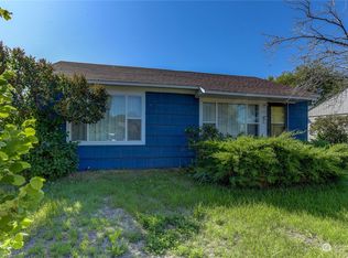 811 S Grand Dr, Moses Lake, WA 98837