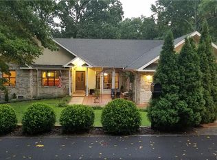 14 Kintyre Cir, Bella Vista, AR 72715