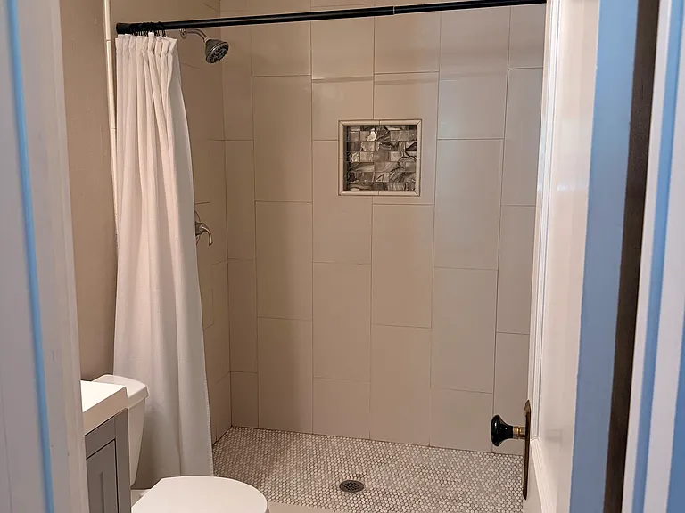 202 Eads Ave — Photo 16