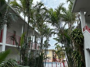 9040 Collins Ave #108, Miami Beach, FL 33154