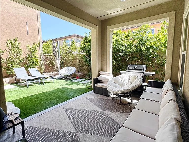 20816 Pine Cone Cir — Photo 18