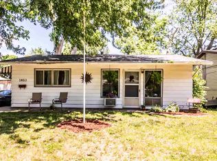 1403 Sheridan Rd, Pekin, IL 61554