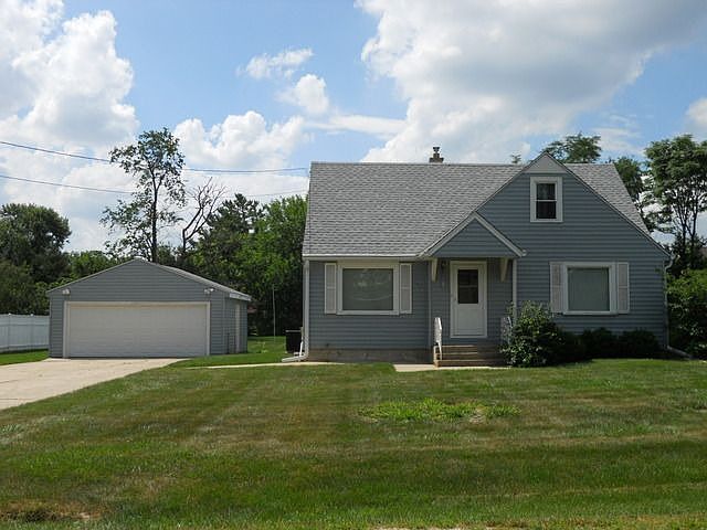1st image of 22W001 Valleyview Dr