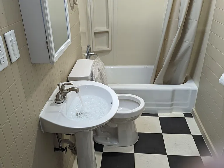 322 Prospect Ave #3 — Photo 4