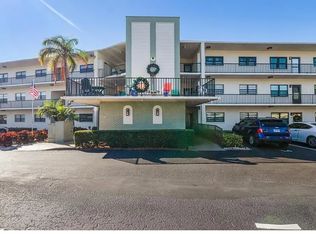 5980 Terrace Park Dr N UNIT 105, Saint Petersburg, FL 33709