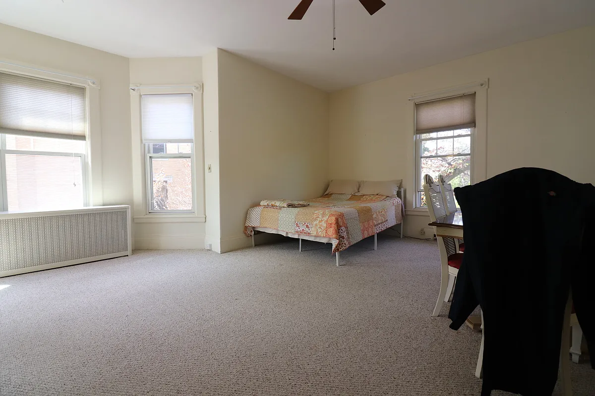 Building Photo - 83 Longwood Ave #6