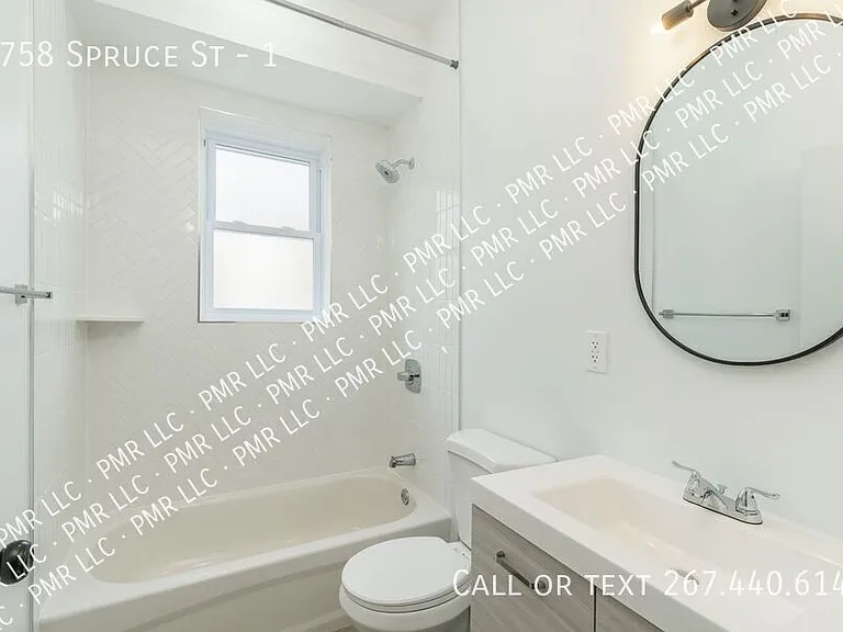 5758 Spruce St #1 — Photo 4