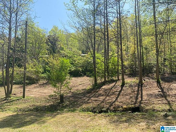 2nd image of 758 Moore Ln