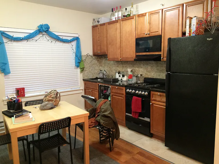 1631 N Willington St #1F — Photo 3