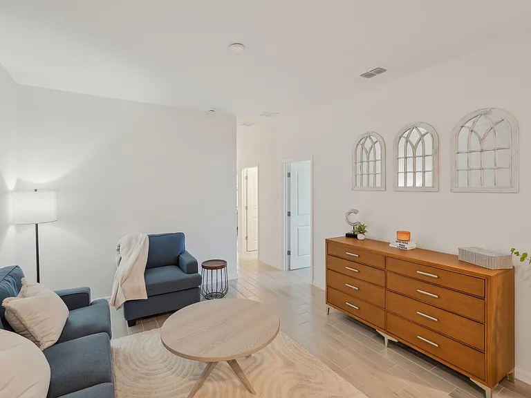 Juniper Pointe Townhomes — Photo 24