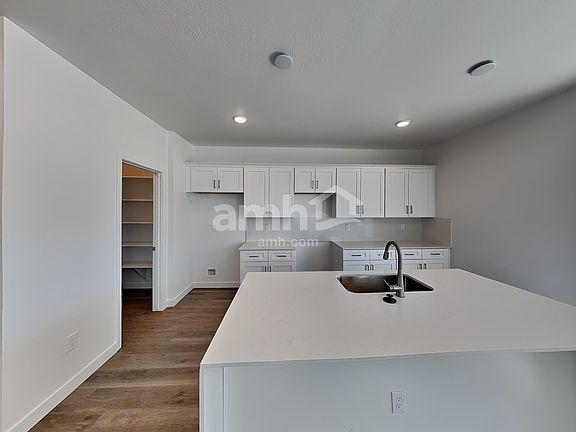 4th image of 18473 W El Cortez Pl