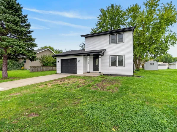 610 4th St NW, Altoona, IA 50009