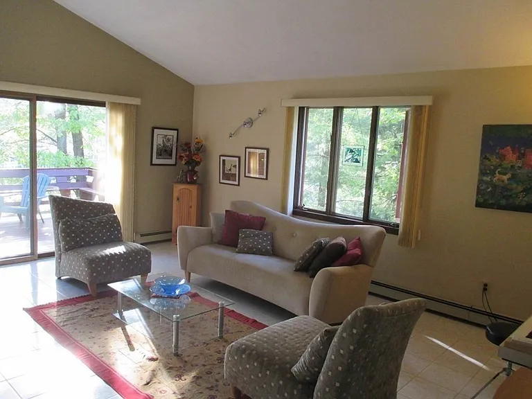 7 Frothingham Rd — Photo 3