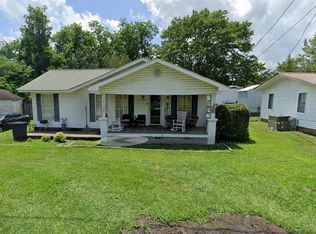 1023 3rd Ave NE, Fayette, AL 35555