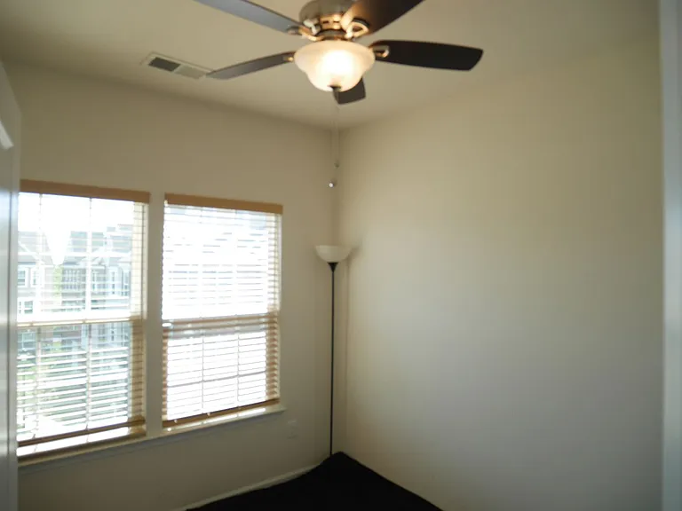 9455 Virginia Jane Way — Photo 15