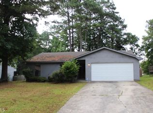 6770 Smoke Ridge Dr, Atlanta, GA 30349