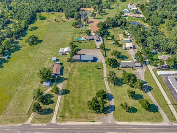 15639 SE 29th St, Choctaw, OK 73020